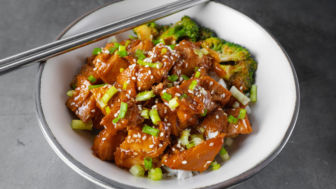 Asiatisk-Inspireret Oksekød med Ristet Broccoli