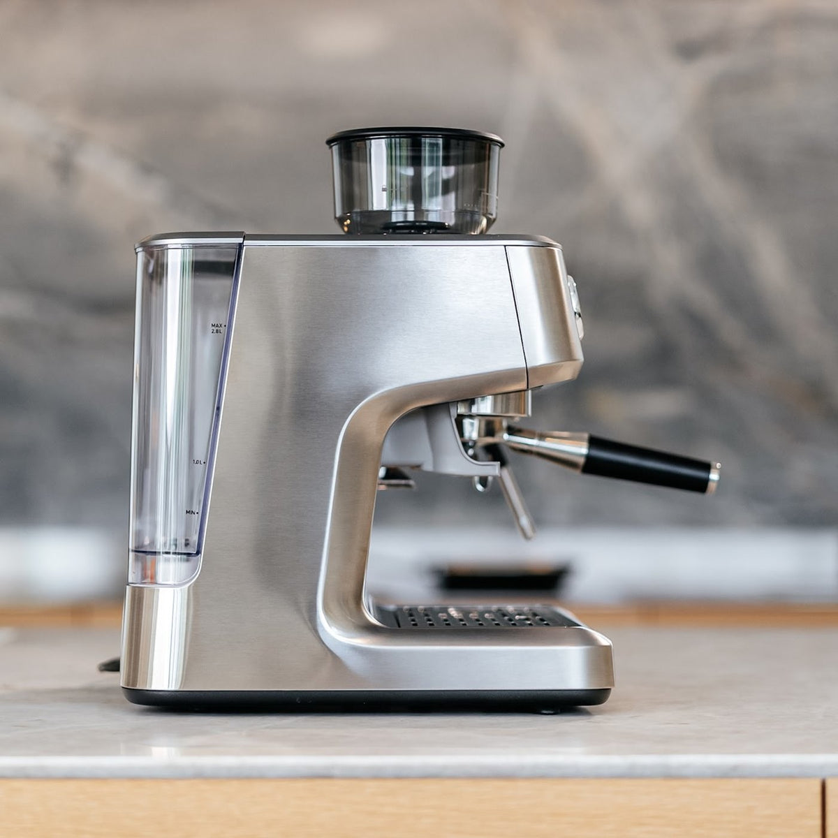 Aspire Advanced: fra siden: vandtanken bagerst